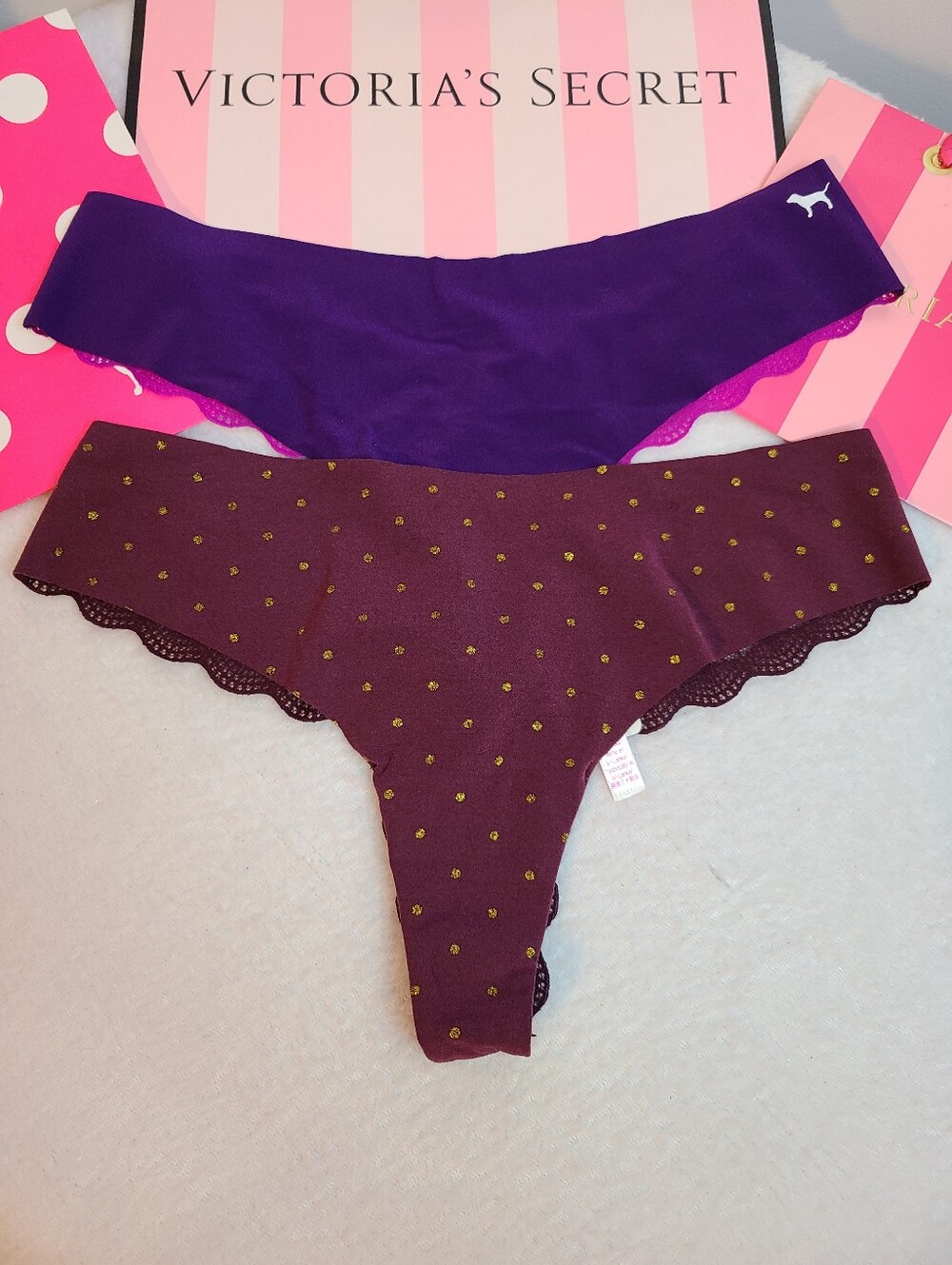 Retired VS PINK 2pk Seamless No-show Lace Back Thong Panties Size M